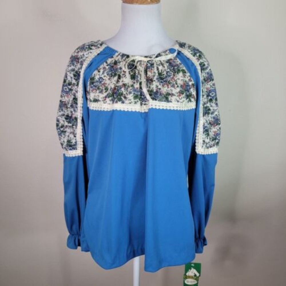 Vintage 1970'2 NOS Shirt Peasant Blouse Women's Floral Lace Size 38 New Fashion